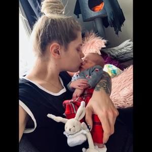 Meet your Posher, Cheyanne